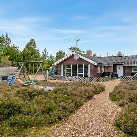 Holiday home Cozy And Spacious Near Torup Close To The North Sea, *