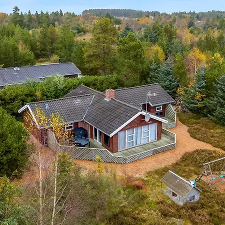 Holiday home Cozy And Spacious Near Torup Close To The North Sea, *