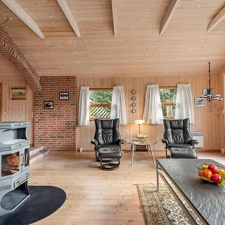 Cozy And Spacious Near Torup Close To The North Sea, * Fjerritslev